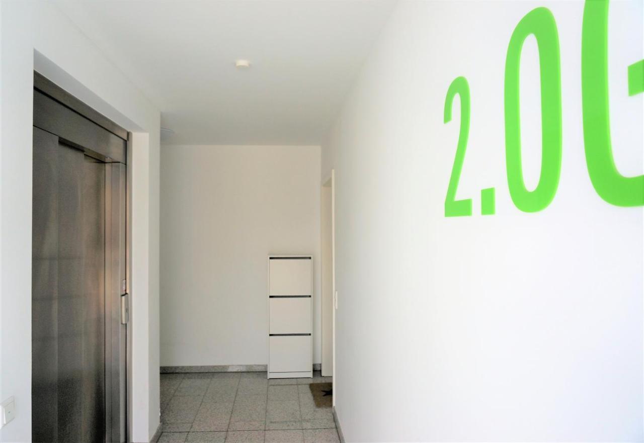 Mein Apartment, Stars Mit Balkon Und Klima Fuer Bis Zu 4 Personen ฟรังเคนทาล ภายนอก รูปภาพ