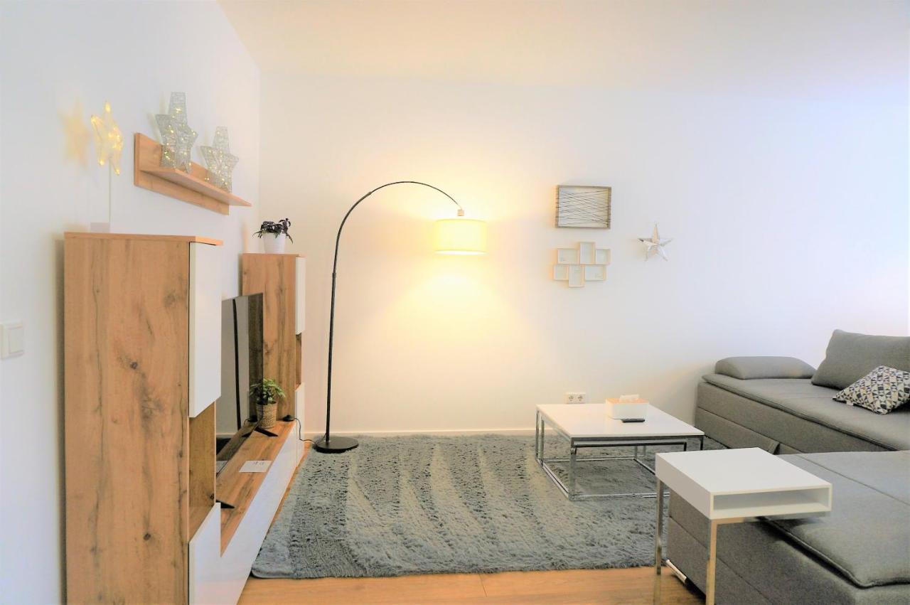 Mein Apartment, Stars Mit Balkon Und Klima Fuer Bis Zu 4 Personen ฟรังเคนทาล ภายนอก รูปภาพ